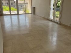 Appartement T4 d'environ 110m2 avec jardin et grande terrasse à LAVIT