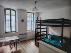 Studio meublé situé dans le centre-ville de LECTOURE